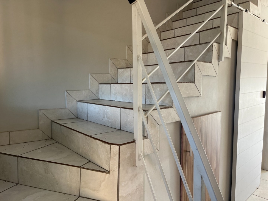 2 Bedroom Property for Sale in Potchefstroom South North West